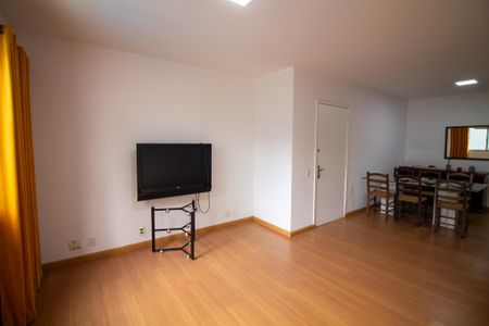 Apartamento à venda com 110m², 3 quartos e 1 vagaSala