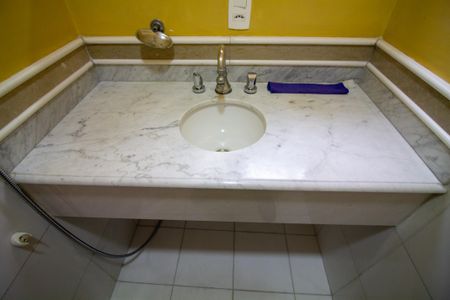 Apartamento à venda com 110m², 3 quartos e 1 vagaBanheiro