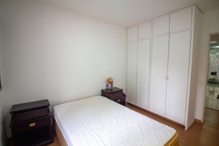 Apartamento à venda com 110m², 3 quartos e 1 vagaQuarto 1