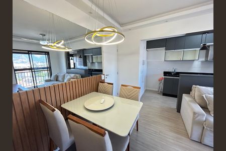 Sala de apartamento para alugar com 2 quartos, 47m² em Del Castilho, Rio de Janeiro