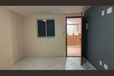 Sala de apartamento para alugar com 1 quarto, 35m² em Recreio dos Bandeirantes, Rio de Janeiro