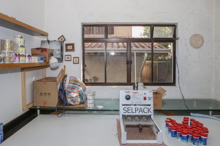 Casa à venda com 537m², 3 quartos e sem vaga Casa à venda com 537m², 3 quartos e sem vagaEscritório