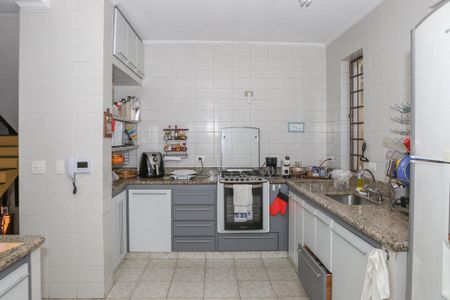 Casa à venda com 537m², 3 quartos e sem vaga Casa à venda com 537m², 3 quartos e sem vagaCozinha