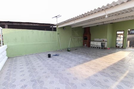 Casa para alugar com 225m², 3 quartos e 2 vagas Casa para alugar com 225m², 3 quartos e 2 vagasÁrea comum - Churrasqueira