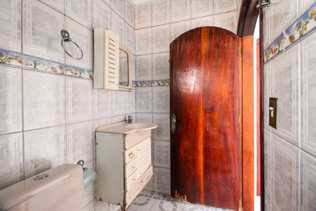 Casa para alugar com 225m², 3 quartos e 2 vagas Casa para alugar com 225m², 3 quartos e 2 vagasBanheiro da Suíte