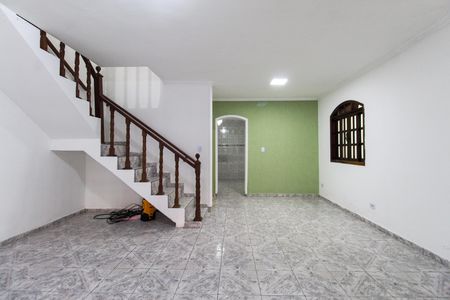 Casa para alugar com 225m², 3 quartos e 2 vagas Casa para alugar com 225m², 3 quartos e 2 vagasSala