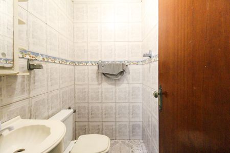 Casa para alugar com 225m², 3 quartos e 2 vagas Casa para alugar com 225m², 3 quartos e 2 vagasLavabo