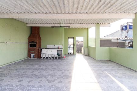 Casa para alugar com 225m², 3 quartos e 2 vagas Casa para alugar com 225m², 3 quartos e 2 vagasÁrea comum - Churrasqueira