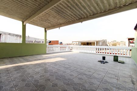 Casa para alugar com 225m², 3 quartos e 2 vagas Casa para alugar com 225m², 3 quartos e 2 vagasÁrea comum - Churrasqueira