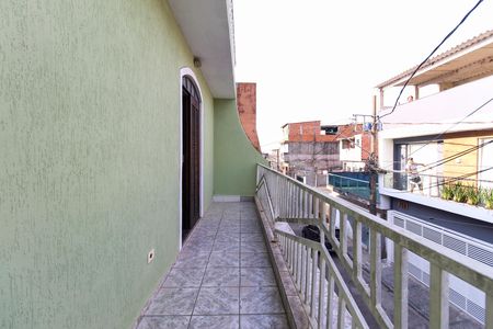 Casa para alugar com 225m², 3 quartos e 2 vagas Casa para alugar com 225m², 3 quartos e 2 vagasVaranda da Suíte