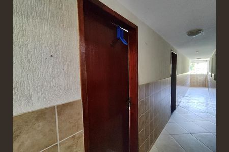 Apartamento para alugar com 45m², 2 quartos e sem vaga Apartamento para alugar com 45m², 2 quartos e sem vagaEntrada
