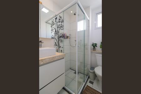 Apartamento à venda com 68m², 2 quartos e 2 vagas Apartamento à venda com 68m², 2 quartos e 2 vagasBanheiro da Suíte