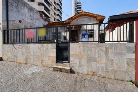 Casa à venda com 140m², 2 quartos e 2 vagasFachada + plaquinha