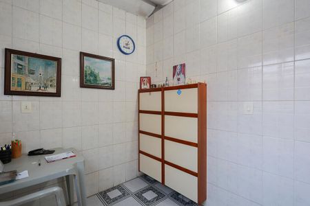 Casa à venda com 140m², 2 quartos e 2 vagasQuarto de serviço