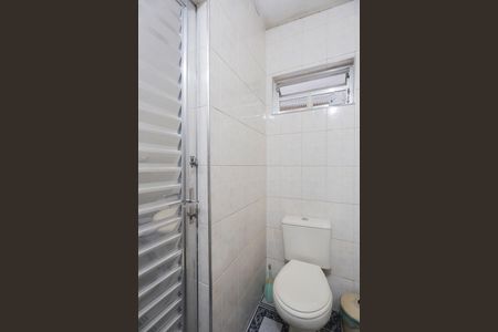 Casa à venda com 140m², 2 quartos e 2 vagasBanheiro de serviço