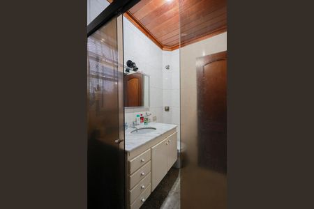 Casa à venda com 140m², 2 quartos e 2 vagasBanheiro Social