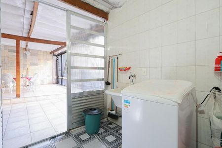 Casa à venda com 140m², 2 quartos e 2 vagasÁrea de serviço