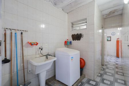 Casa à venda com 140m², 2 quartos e 2 vagasÁrea de serviço