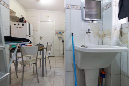 Apartamento à venda com 100m², 3 quartos e sem vagaCozinha e Área de Serviço