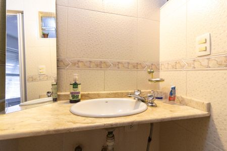 Apartamento à venda com 100m², 3 quartos e sem vagaBanheiro da Suíte