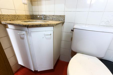 Apartamento para alugar com 50m², 2 quartos e 1 vaga Apartamento para alugar com 50m², 2 quartos e 1 vagaBanheiro