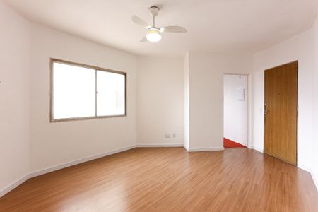 Apartamento para alugar com 50m², 2 quartos e 1 vaga Apartamento para alugar com 50m², 2 quartos e 1 vagaSala
