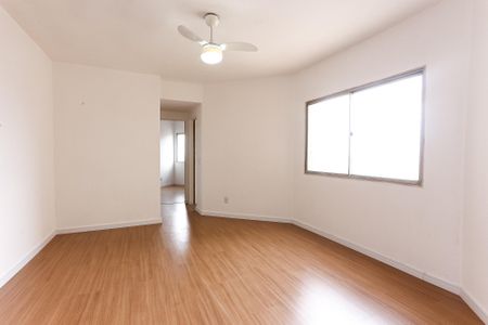 Apartamento para alugar com 50m², 2 quartos e 1 vaga Apartamento para alugar com 50m², 2 quartos e 1 vagaSala