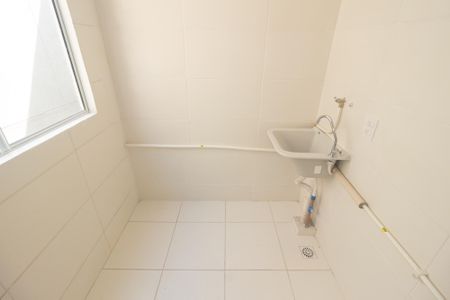 Apartamento para alugar com 45m², 2 quartos e sem vaga Apartamento para alugar com 45m², 2 quartos e sem vagaÁrea de Serviço