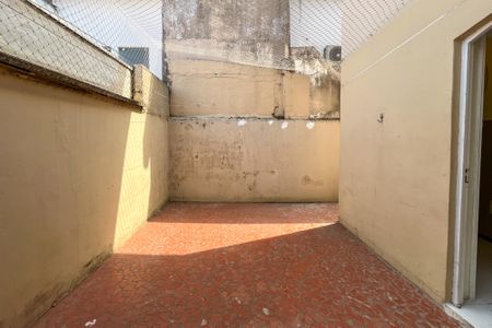 Casa à venda com 135m², 2 quartos e 2 vagas Casa à venda com 135m², 2 quartos e 2 vagasQuintal