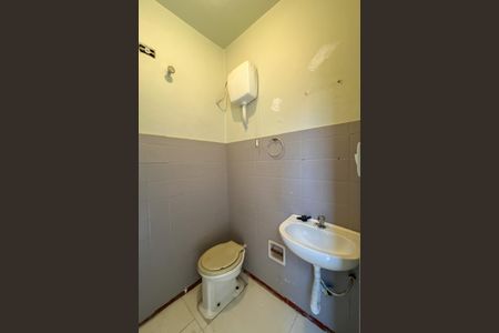 Casa à venda com 135m², 2 quartos e 2 vagas Casa à venda com 135m², 2 quartos e 2 vagasBanheiro 2