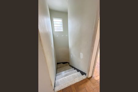 Escada de casa à venda com 2 quartos, 135m² em Limão, São Paulo