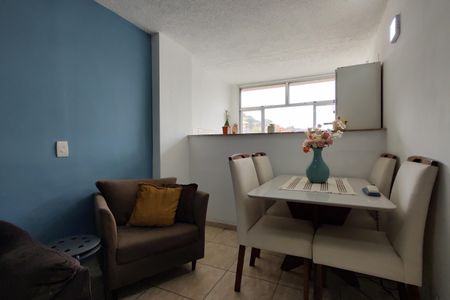 Apartamento à venda com 56m², 2 quartos e 1 vagaSala