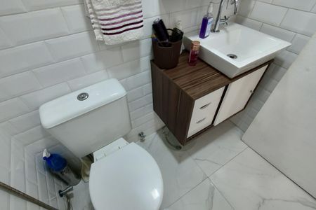 Apartamento à venda com 56m², 2 quartos e 1 vagaBanheiro Social