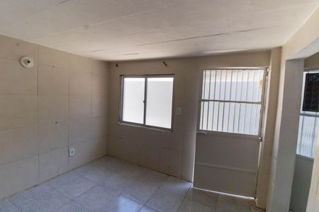 Casa à venda com 100m², 3 quartos e 3 vagas Casa à venda com 100m², 3 quartos e 3 vagasQuarto da Edícula