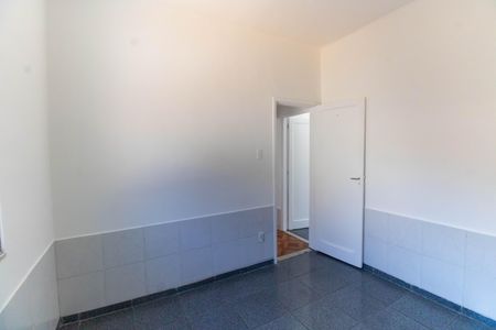 Casa à venda com 100m², 3 quartos e 3 vagas Casa à venda com 100m², 3 quartos e 3 vagasQuarto 2