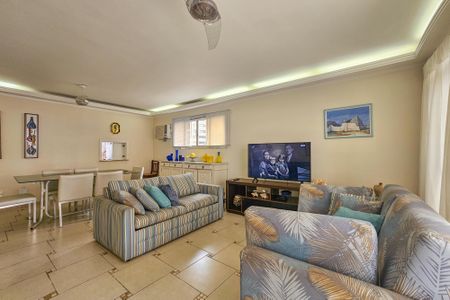 Apartamento para alugar com 169m², 3 quartos e 1 vaga Apartamento para alugar com 169m², 3 quartos e 1 vagaSala