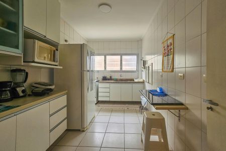 Apartamento para alugar com 169m², 3 quartos e 1 vaga Apartamento para alugar com 169m², 3 quartos e 1 vagaCozinha