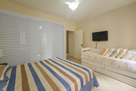 Apartamento para alugar com 169m², 3 quartos e 1 vaga Apartamento para alugar com 169m², 3 quartos e 1 vagaSuíte 1