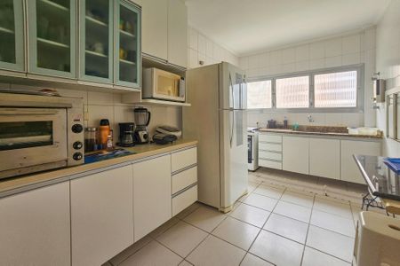 Apartamento para alugar com 169m², 3 quartos e 1 vaga Apartamento para alugar com 169m², 3 quartos e 1 vagaCozinha