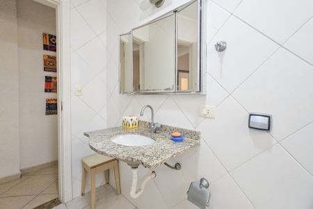 Apartamento para alugar com 169m², 3 quartos e 1 vaga Apartamento para alugar com 169m², 3 quartos e 1 vagaBanheiro