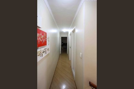 Casa à venda com 126m², 3 quartos e 2 vagasCorredor