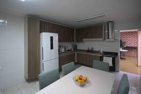 Casa à venda com 126m², 3 quartos e 2 vagasCozinha