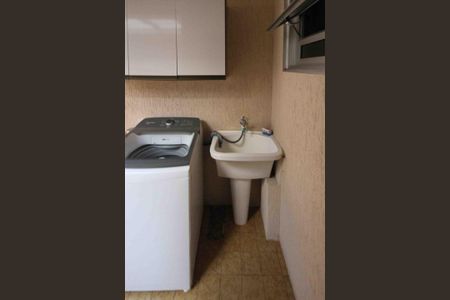 Casa à venda com 126m², 3 quartos e 2 vagasÁrea de Serviço