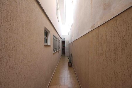 Casa à venda com 126m², 3 quartos e 2 vagasCorredor Lateral