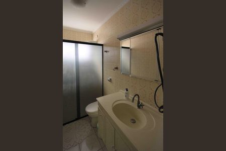 Casa à venda com 126m², 3 quartos e 2 vagasBanheiro Social