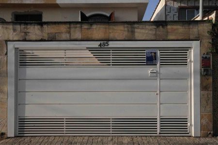 Casa à venda com 126m², 3 quartos e 2 vagasFachada