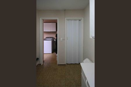 Casa à venda com 126m², 3 quartos e 2 vagasQuarto de Serviço