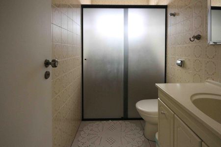 Casa à venda com 126m², 3 quartos e 2 vagasBanheiro Social