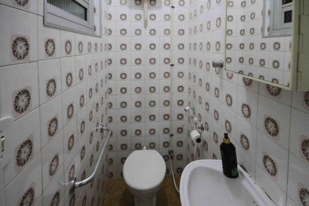 Casa à venda com 126m², 3 quartos e 2 vagasBanheiro de Serviço