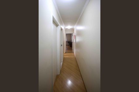 Casa à venda com 126m², 3 quartos e 2 vagasCorredor